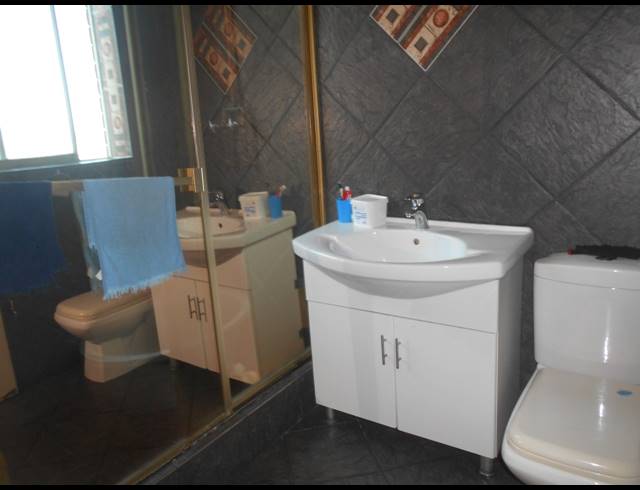 3 BEDROOM APARTMENT TO LET IN SOUTH BEACH